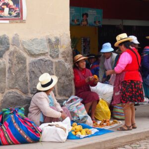 Mamachas selling in Peru